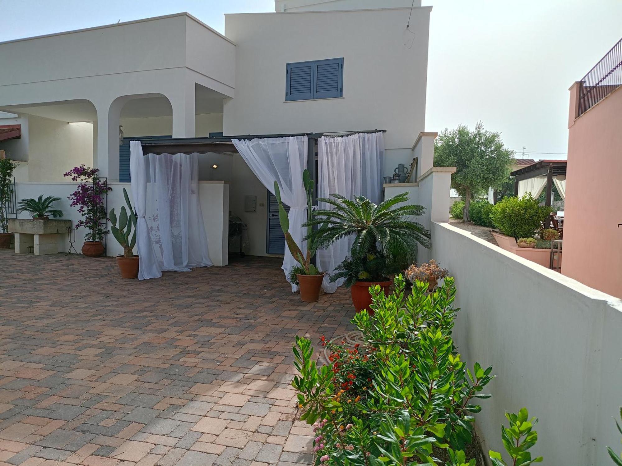 Dimora Carose Apartment Santa Maria al Bagno Ngoại thất bức ảnh